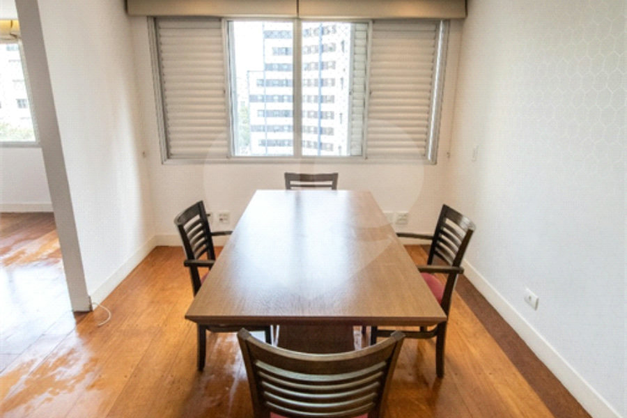 Apartamento à venda com 3 quartos, sendo 1 suíte, em Paraíso, São Paulo, SP