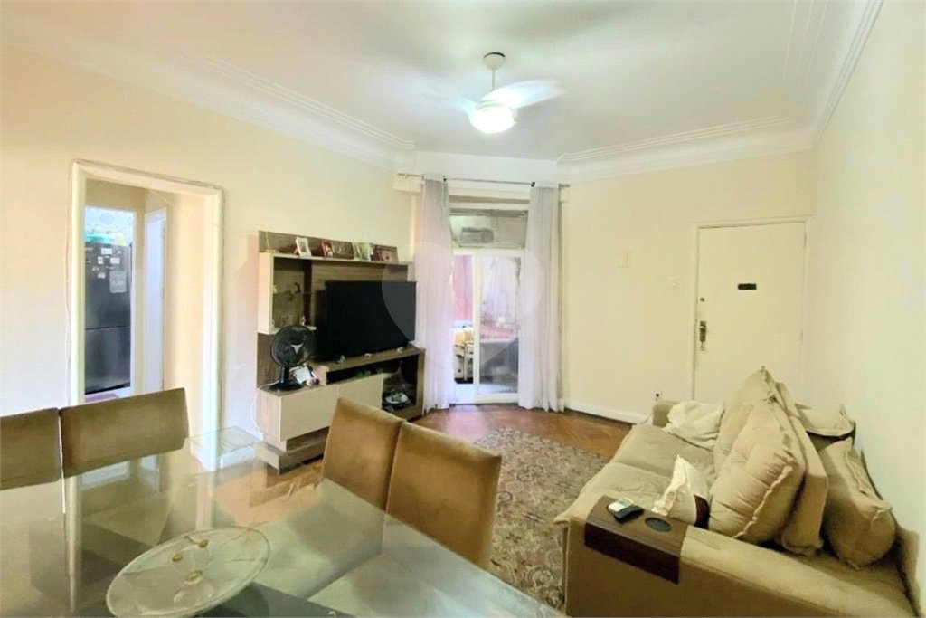 Apartamento à venda com 2 quartos no Centro, Rio de Janeiro, RJ