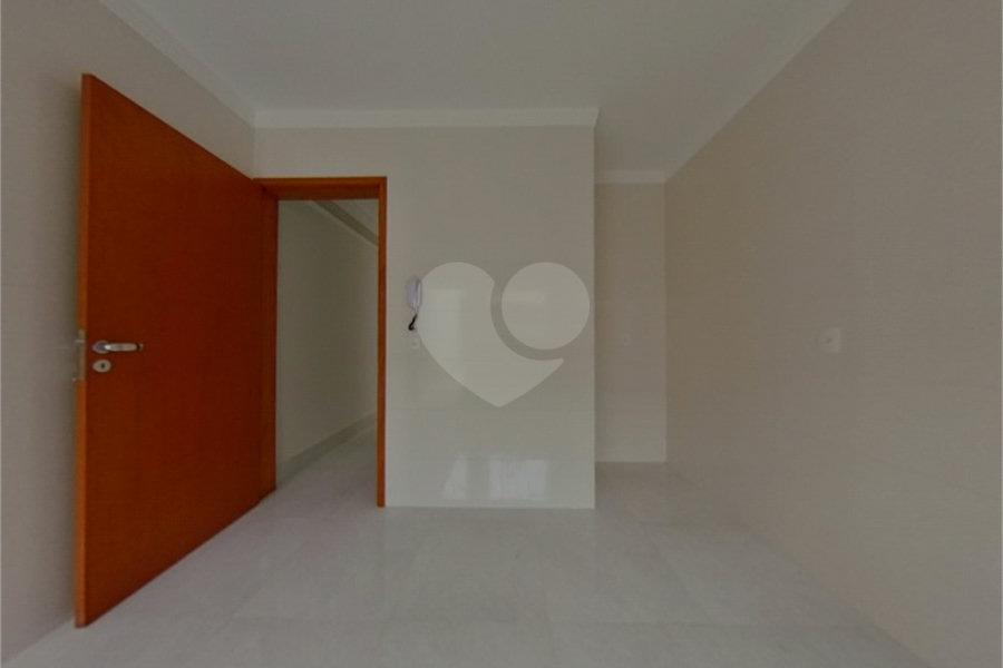 Casa à venda com 3 suítes no condomínio Residencial Gaya, São Paulo - SP