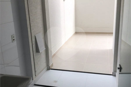Apartamento à venda com 3 quartos, sendo 1 suíte, em Vila Clementino, São Paulo, SP