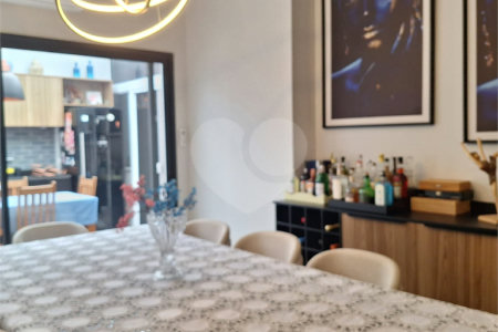 Apartamento à venda com 3 quartos, sendo 1 suíte, em Vila Paulicéia, São Paulo, SP