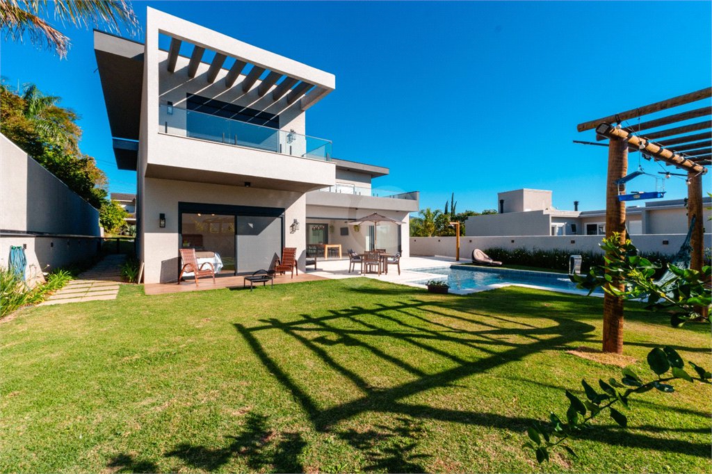 Casa à venda com 4 suítes em Condomínio Porto Atibaia, Atibaia, SP