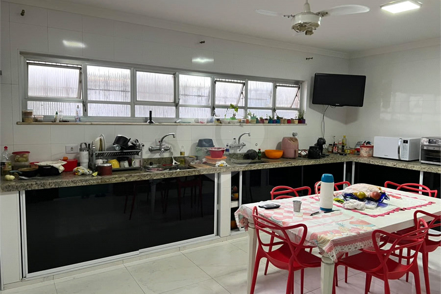 Sobrado à venda com 4 quartos, sendo 3 suítes, em Água Fria, São Paulo, SP