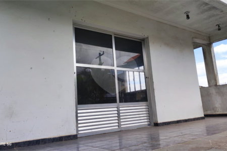 Sobrado à venda com 5 quartos, sendo 3 suítes, em Vila Campestre, São Paulo, SP