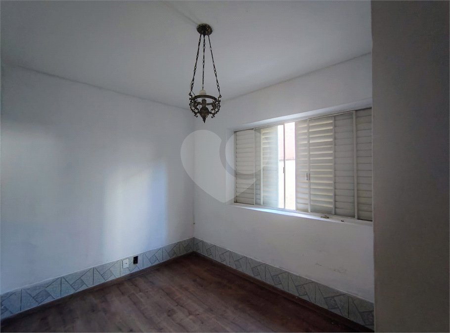 Casa à venda com 3 quartos, sendo 1 suíte, em Vila Vianelo, Jundiaí, SP