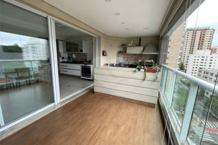 Apartamento à venda com 4 quartos, sendo 3 suítes, em Perdizes, São Paulo, SP