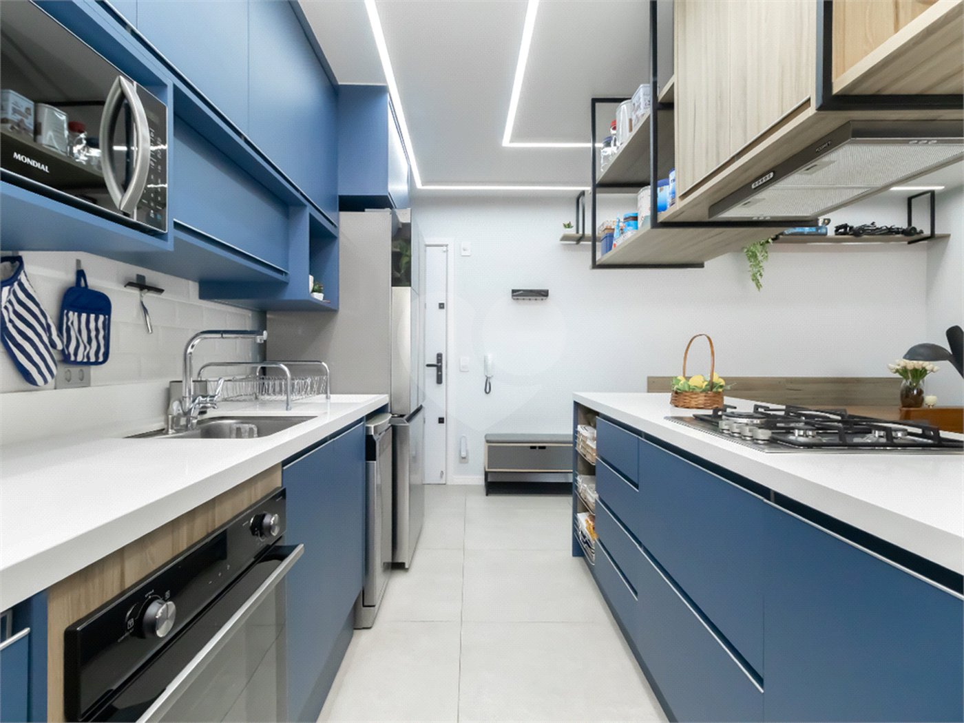 Apartamento à venda com 2 quartos, sendo 1 suíte, em Santo Amaro, São Paulo, SP