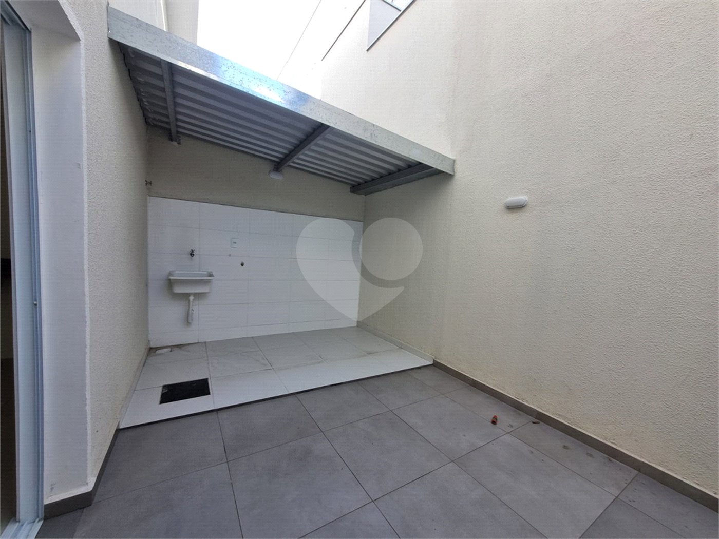 Casa à venda com 2 suítes no condomínio Residencial Américo Figueiredo, Sorocaba - SP