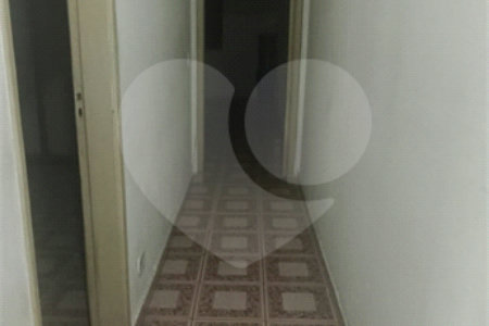 Casa à venda com 3 quartos, sendo 1 suíte,  em Jardim Vila Galvão, Guarulhos, SP