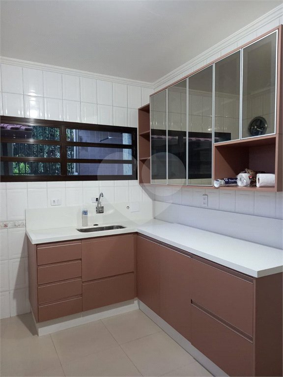Sobrado à venda com 3 quartos, sendo 1 suíte, em Tremembé, São Paulo, SP