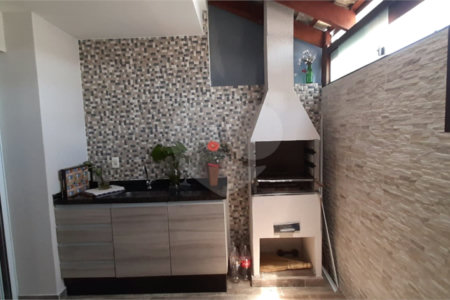 Casa à venda com 3 quartos, sendo 1 suíte,  no condomínio Liberty, Mogi das Cruzes - SP