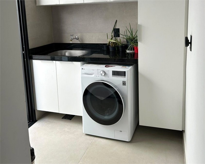 Casa para alugar com 3 suítes no condomínio Residencial Castanheira, Sorocaba - SP