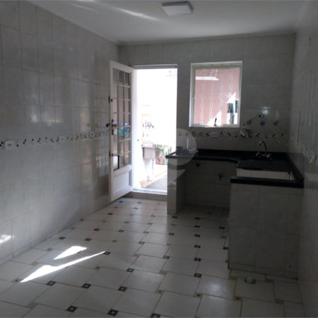 Casa à venda ou para alugar com 5 quartos, sendo 3 suítes, em Cambuci, São Paulo, SP