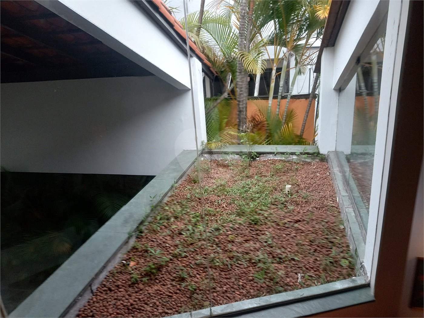 Casa à venda com 4 quartos, sendo 2 suítes,  em Morumbi, São Paulo, SP