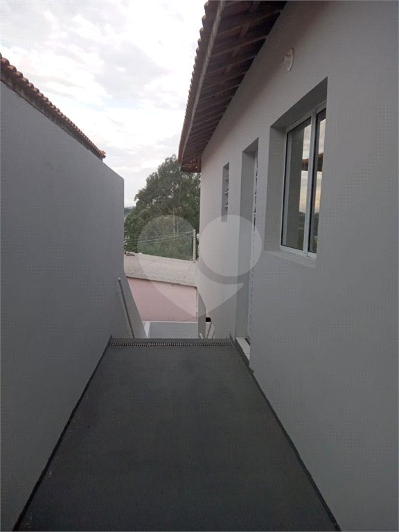 Casa à venda com 2 quartos, sendo 1 suíte, no Centro, Mairinque, SP