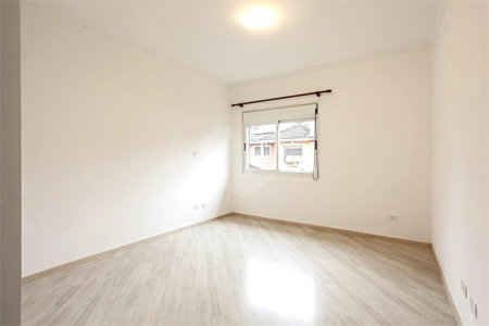 Casa à venda com 4 quartos, sendo 2 suítes, no condomínio Lake Louise, São Paulo - SP
