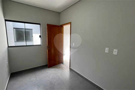 Casa de Vila à venda com 2 quartos em Parque Vista Barbara, Sorocaba, SP
