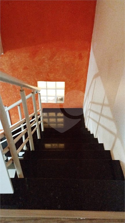 Sobrado à venda com 3 quartos, sendo 1 suíte,  em Vila Nova Cintra, Mogi das Cruzes, SP