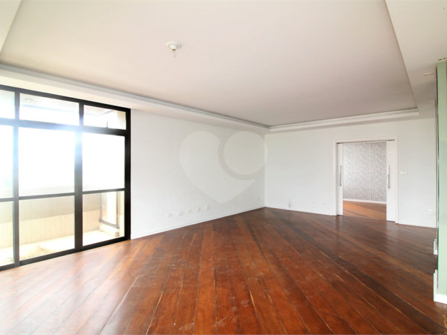 Apartamento à venda com 4 quartos, sendo 3 suítes,  em Santo Amaro, São Paulo, SP