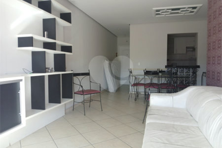 Apartamento à venda com 3 quartos, sendo 1 suíte,  em Jardim Brasil, São Roque, SP