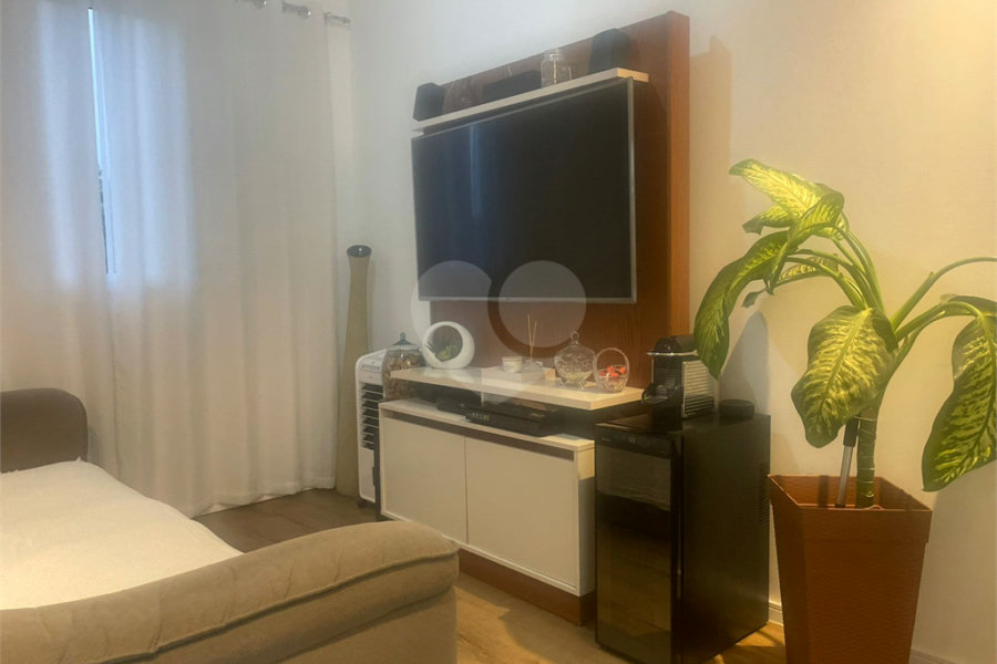 Apartamento à venda com 2 quartos em Parque Edu Chaves, São Paulo, SP