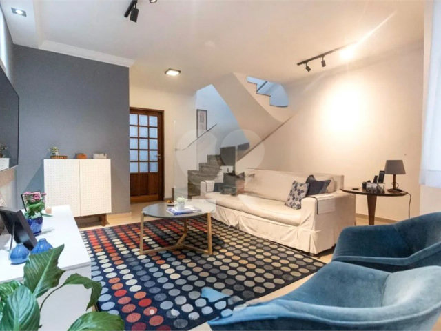 Casa à venda com 3 quartos, sendo 1 suíte,  em Santana, São Paulo, SP