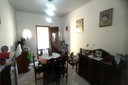 Casa à venda com 4 quartos em Chora Menino, São Paulo, SP