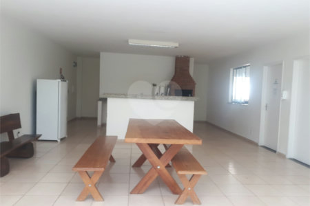 Apartamento à venda com 3 quartos, sendo 1 suíte, em Vila Santana, Mogi das Cruzes, SP