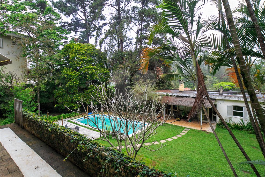 Casa à venda com 4 quartos, sendo 2 suítes, em Jardim Marajoara, São Paulo, SP