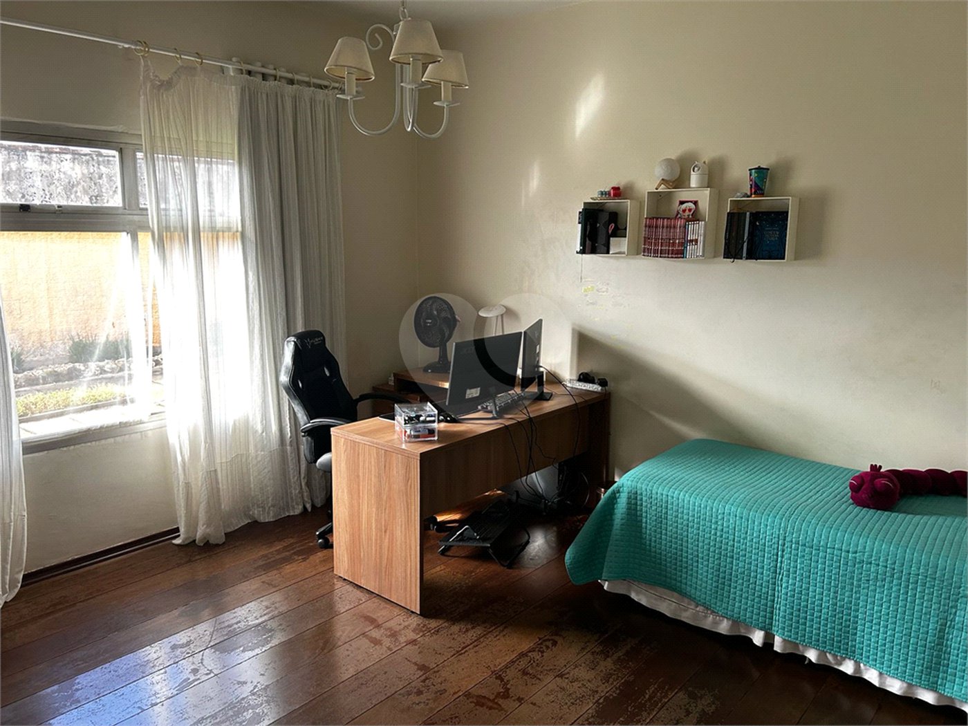Casa à venda com 4 quartos, sendo 2 suítes, em Vila Aparecida, Itapetininga, SP