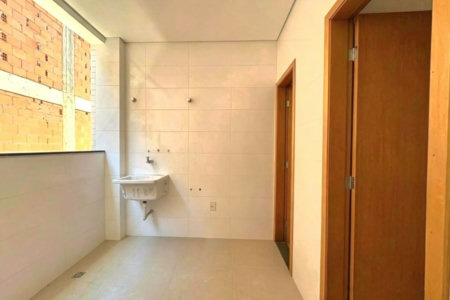 Sobreposta Alta à Venda na Aparecida em Santos | 3 Suítes | Piscina | Salão de Festas | 2 Vagas | 202 m²