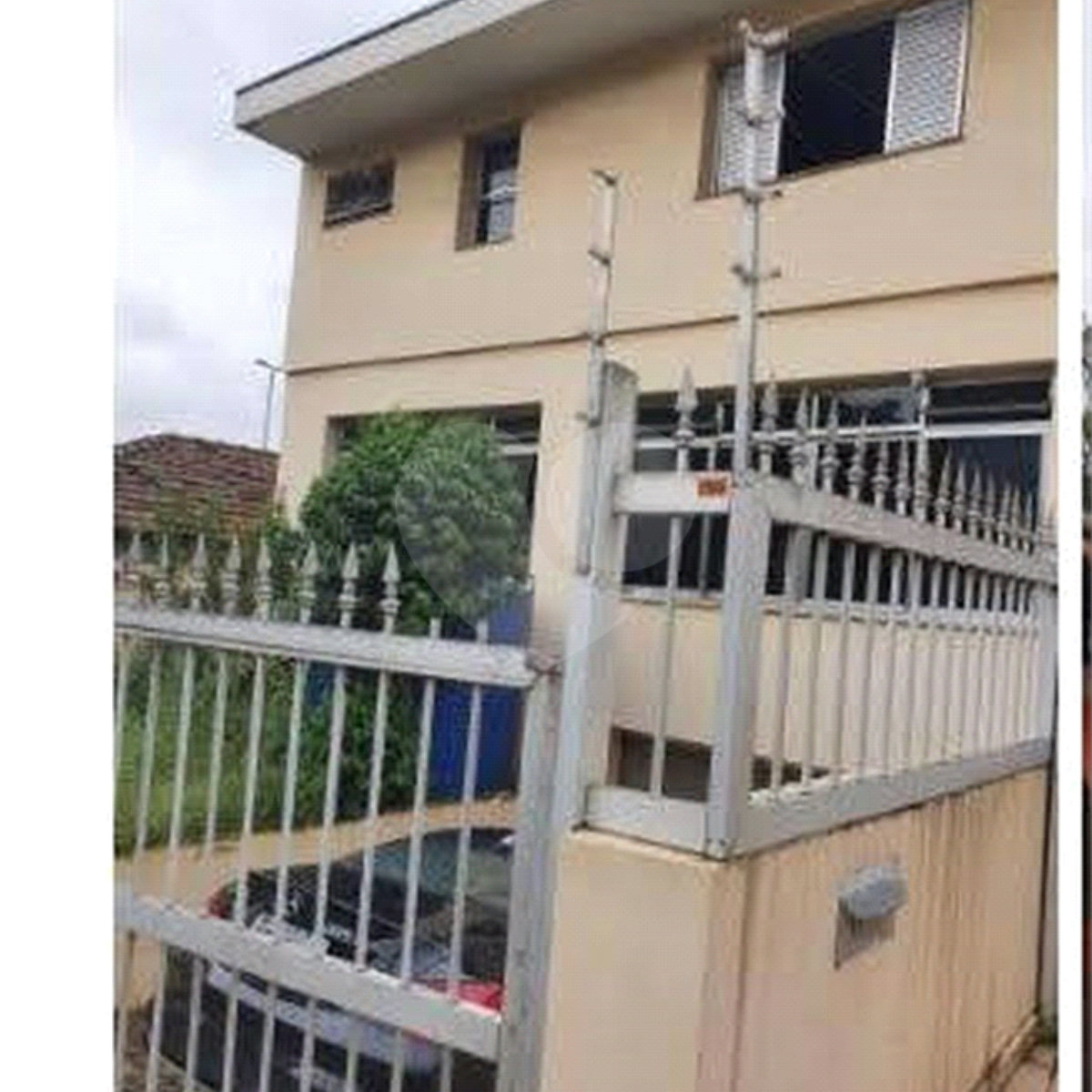 Sobrado à venda com 4 quartos, sendo 3 suítes,  em Jardim Petrópolis, São Paulo, SP