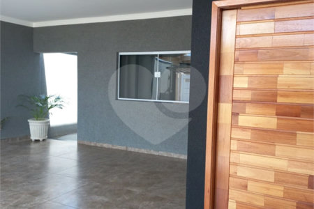 Casa à venda com 3 quartos, sendo 2 suítes,  em Jardim Botânico, Olímpia, SP