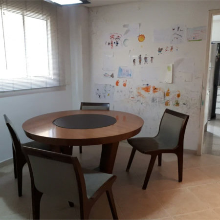 Sobrado à venda com 3 quartos, sendo 1 suíte,  em Jardim Ester, São Paulo, SP