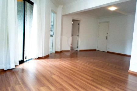 Apartamento à venda com 2 quartos em Vila Olímpia, São Paulo, SP