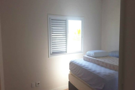 Casa à venda com 4 quartos, sendo 2 suítes, no condomínio Village Ipanema, Araçoiaba da Serra - SP