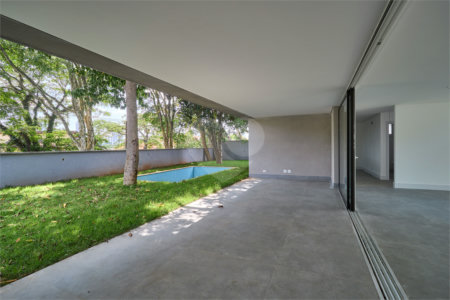 Casa à venda com 4 suítes no condomínio Liló, São Paulo - SP
