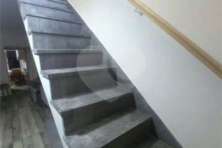 Sobrado à venda com 4 quartos em Jardim Japão, São Paulo, SP