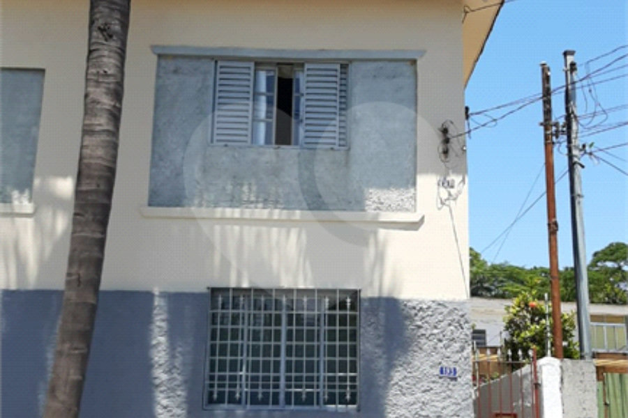Sobrado à venda com 2 quartos em Horto, São Paulo, SP