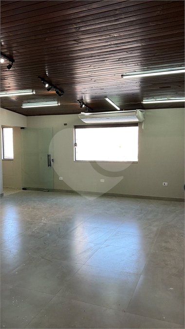 Prédio para alugar em Campestre, Santo André, SP