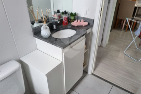 Apartamento à venda com 2 quartos em Jardim Maria Trindade, São Roque, SP