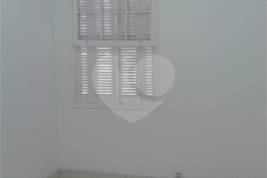 Sobrado à venda com 4 quartos em Santana, São Paulo, SP