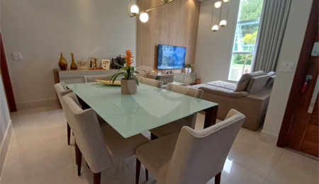 Casa à venda com 3 quartos, sendo 1 suíte,  no condomínio Mantova, Indaiatuba - SP