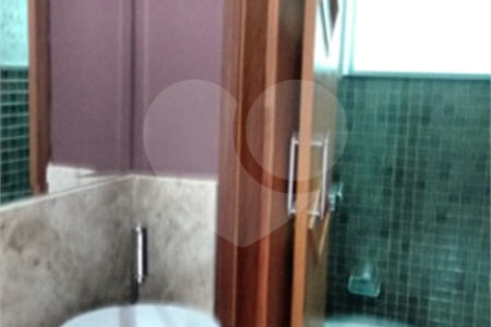 Sobrado à venda com 3 quartos, sendo 1 suíte, em Vila Antonina, São Paulo, SP