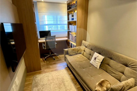 Apartamento à venda com 4 quartos, sendo 3 suítes, em Morumbi, São Paulo, SP
