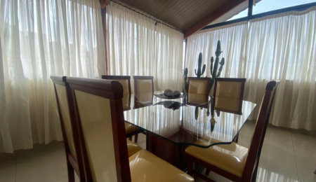 Sobrado à venda com 3 quartos, sendo 1 suíte,  em Vila Nivi, São Paulo, SP