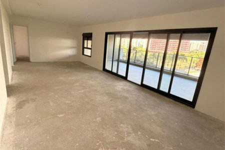 Apartamento à venda com 4 quartos, sendo 3 suítes, em Água Branca, São Paulo, SP