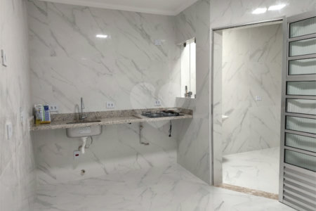 Casa à venda com 3 quartos, sendo 1 suíte, no condomínio Res Saint Honoré, São Paulo - SP