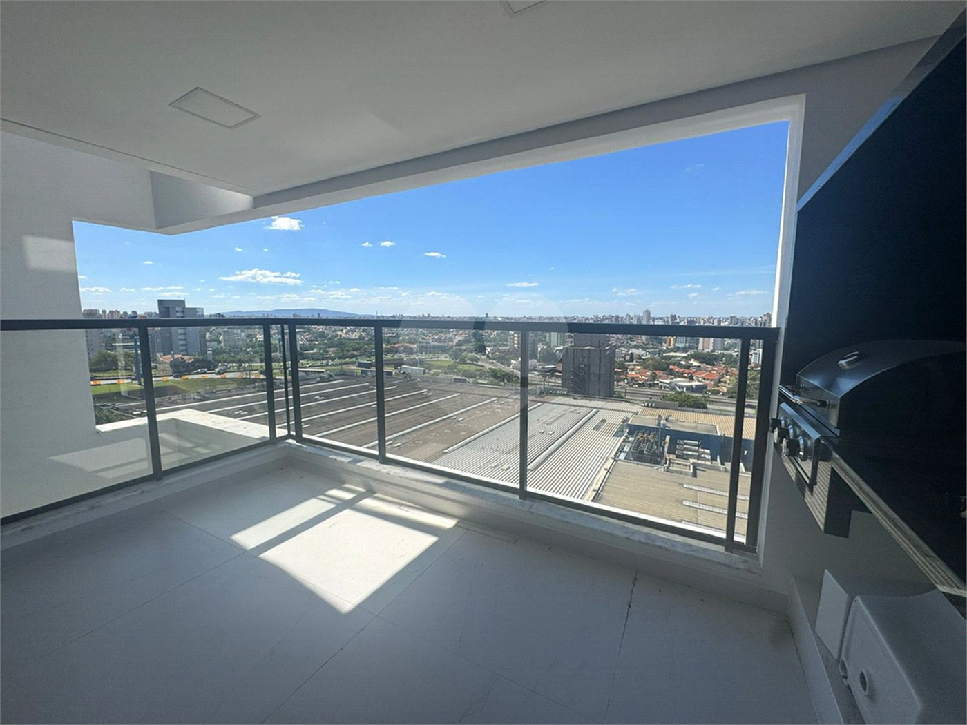 Apartamento à venda ou para alugar com 3 suítes em Parque Campolim, Sorocaba, SP