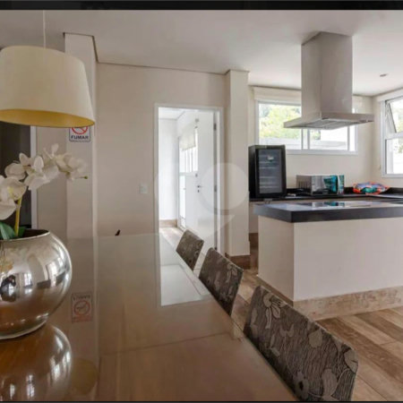 Apartamento à venda com 2 quartos, sendo 1 suíte,  em Vila Andrade, São Paulo, SP
